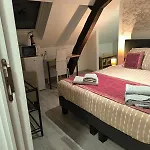 D'hote Pres De Pairi Daiza Mons Engyh House 1 Rum i privatbostad *