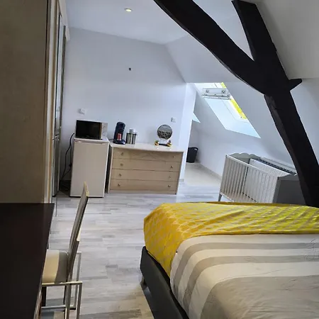 Δωμάτια σε οικογενειακή κατοικία D'hote Pres De Pairi Daiza Mons Engyh House 1