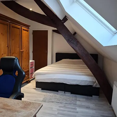 Engy2 Quarto em Acomodações Particulares